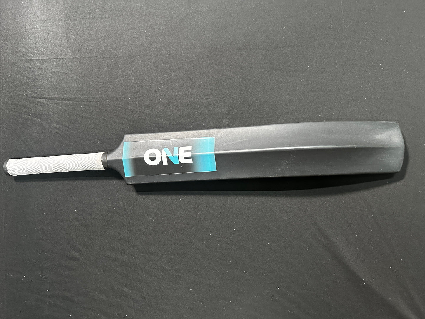 ONEV Triple Blade Hard Plastic Bats