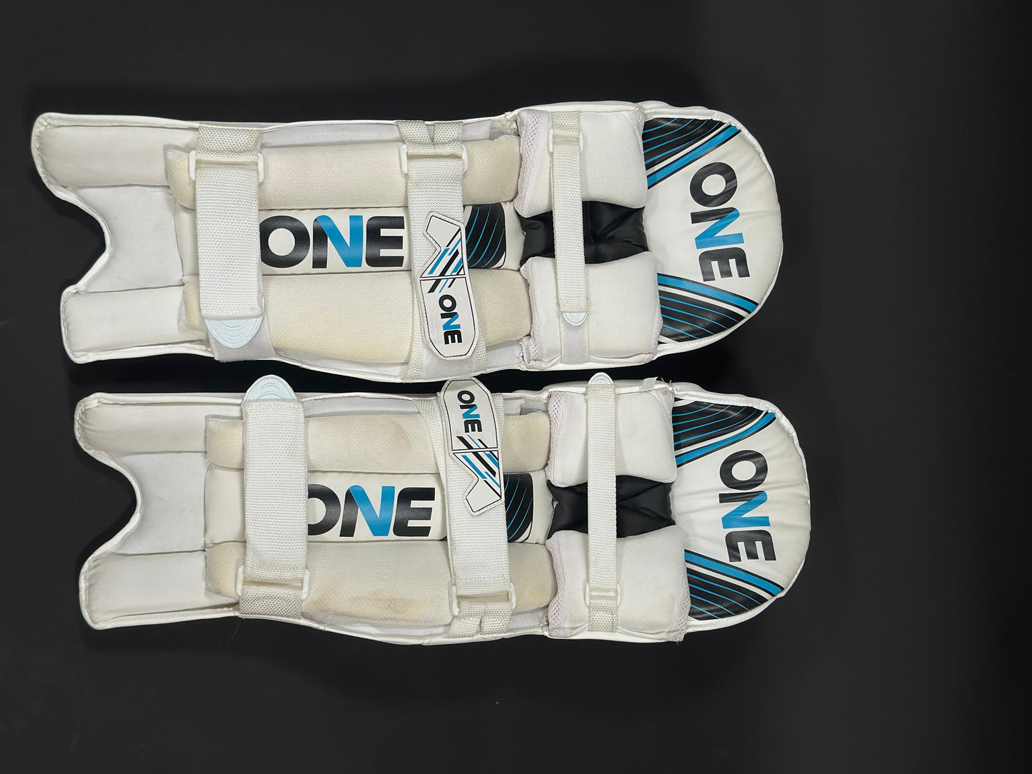 ONEV TEST BATTING PADS