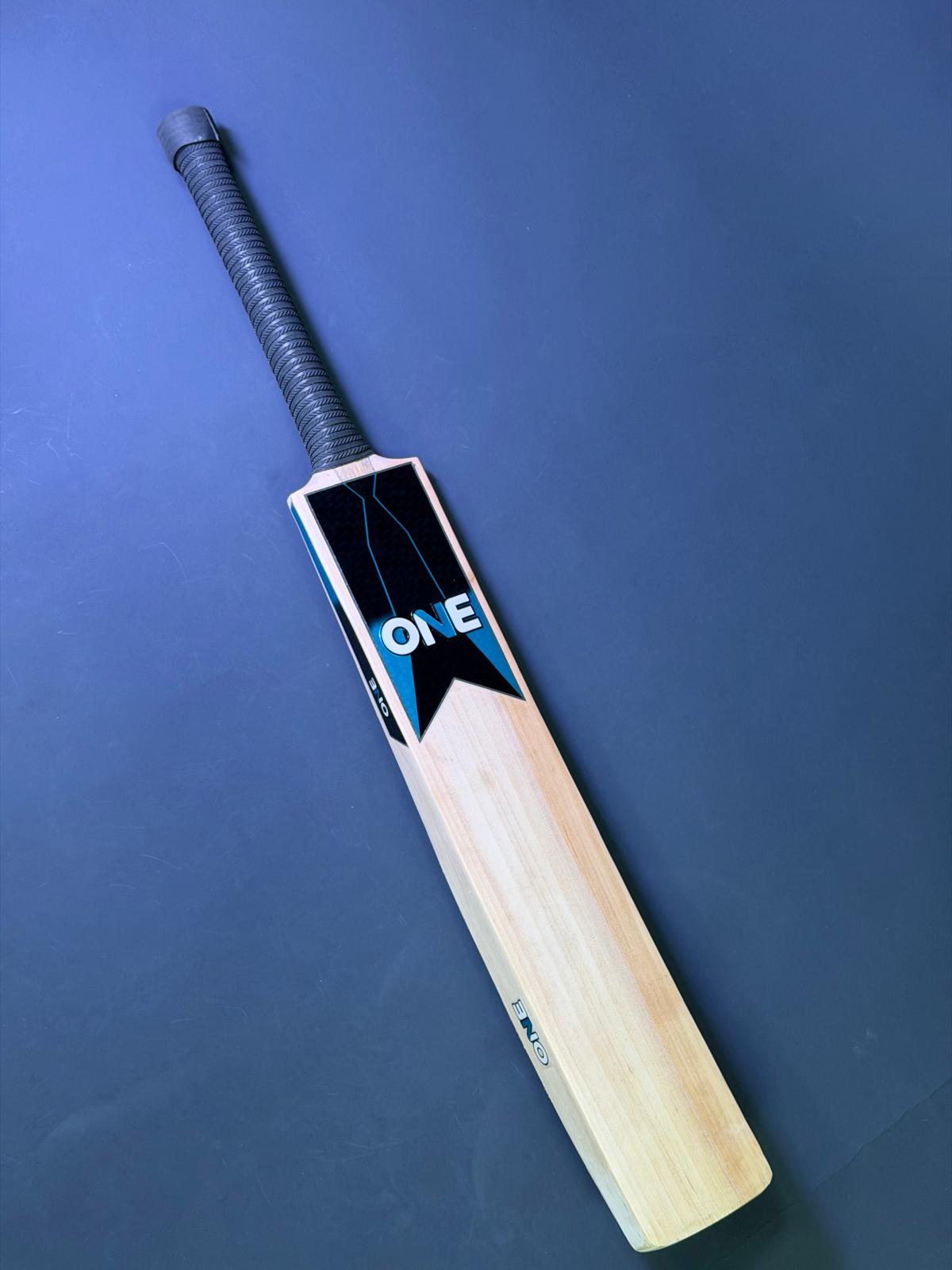 ONEV KASHMIR WILLOW GRADE 1 Cricket Bat