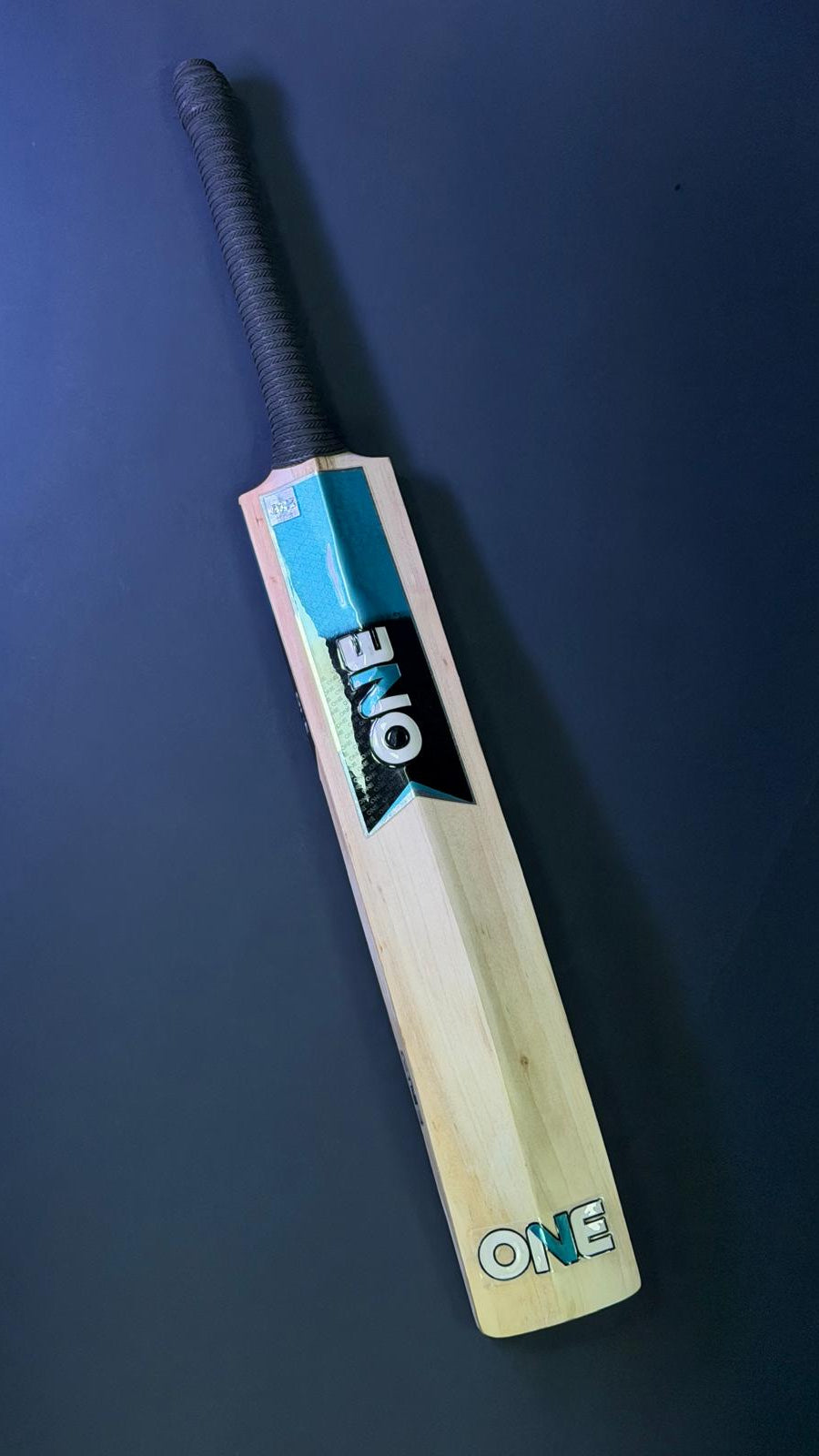 ONEV KASHMIR WILLOW GRADE 1 Cricket Bat