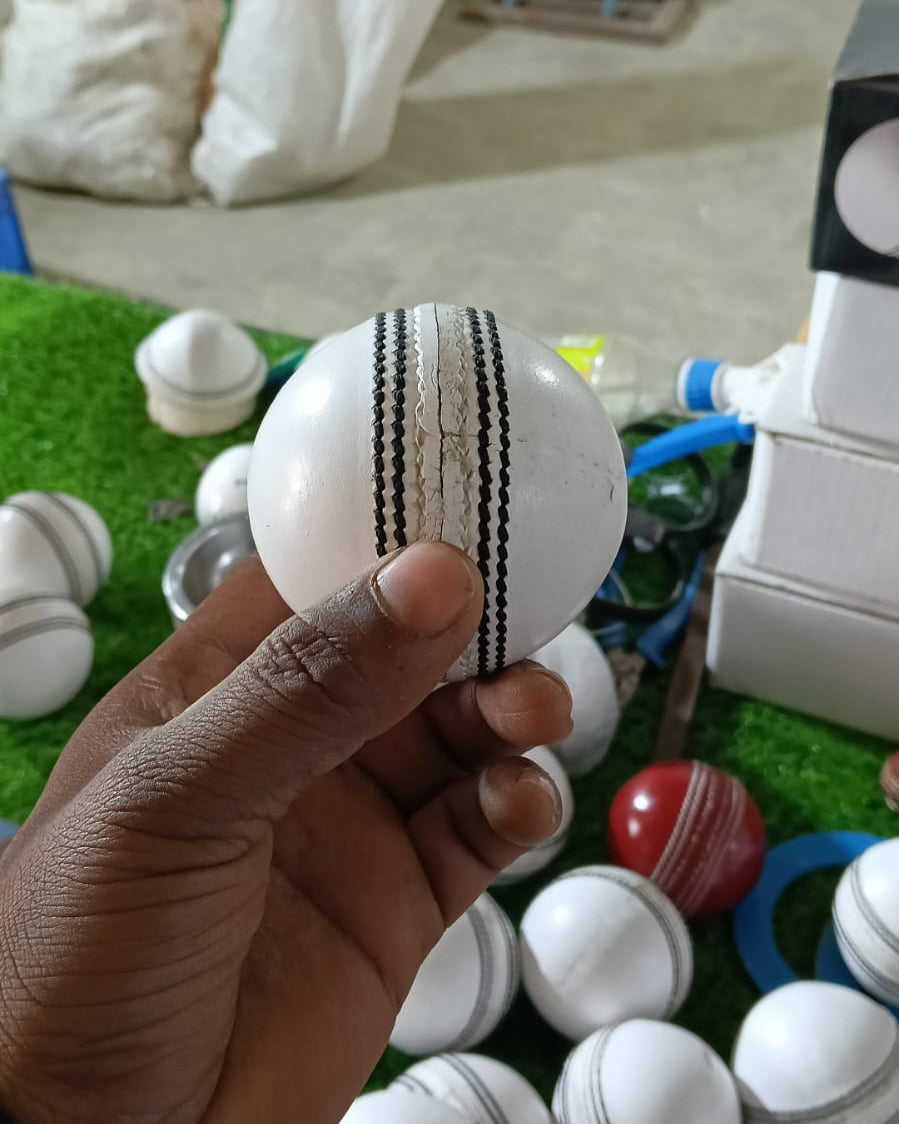 Test White Leather Ball